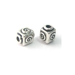 cube 8mm dessin spirale